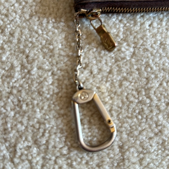 Authentic Louis Vuitton Key pouch - Picture 4 of 7